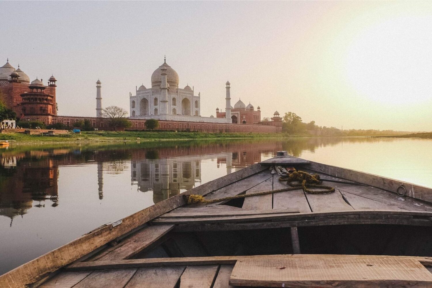 Taj Mahal Tour with Boat Ride-5